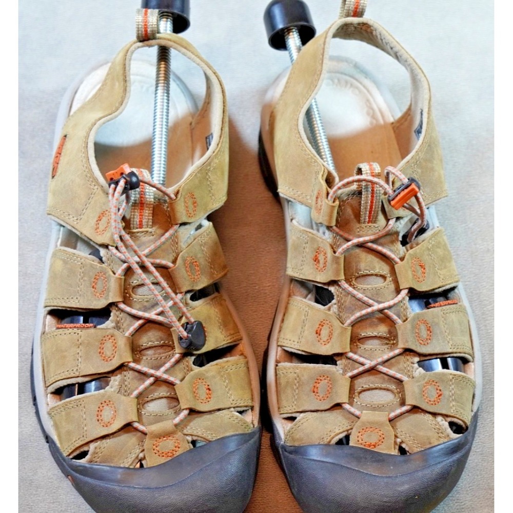 KEEN Newport Leather Waterproof Sandals Men's 12 Brown Hiking Outdoor 110220-BRR
